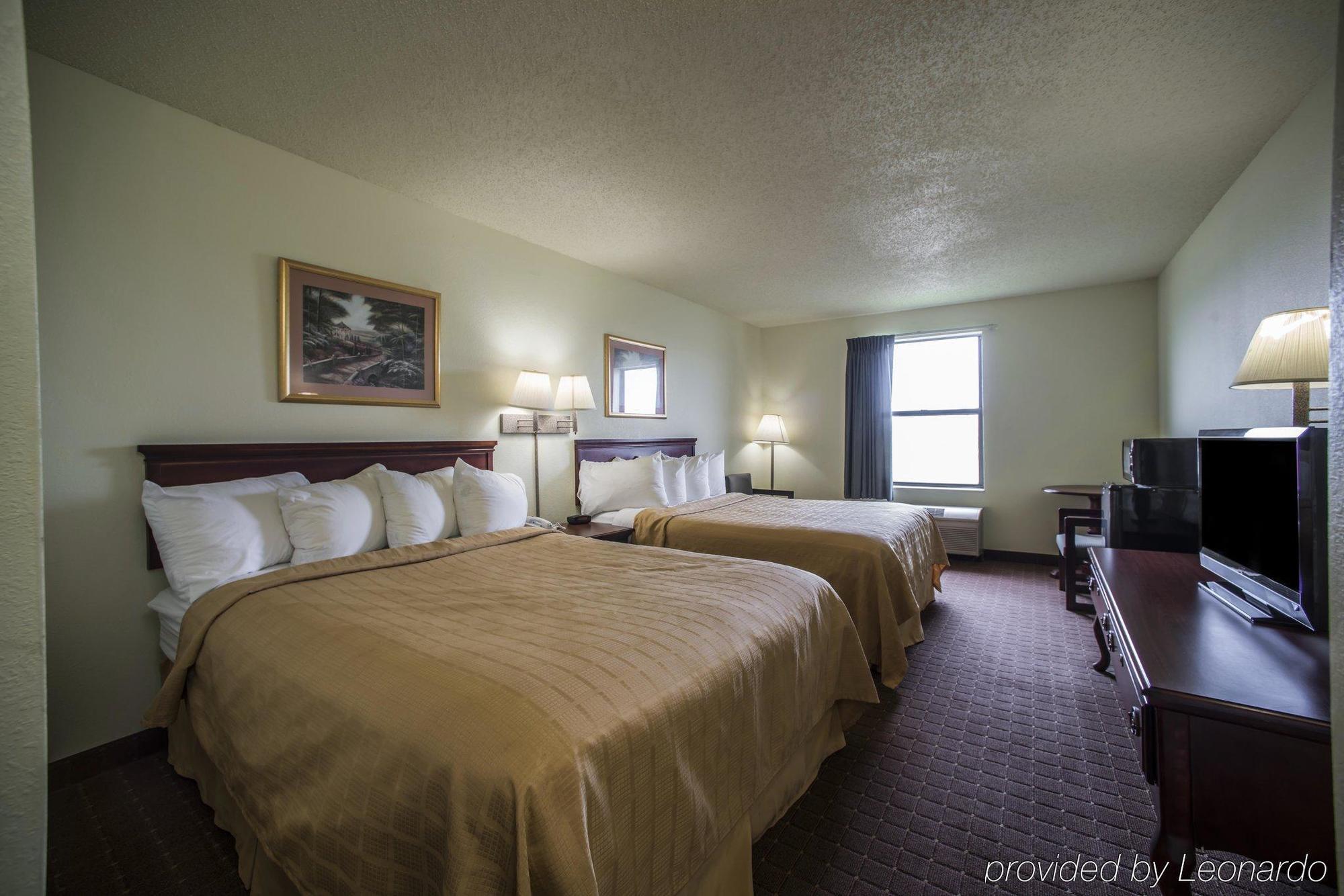 Super 8 By Wyndham Harrisburg Exterior foto